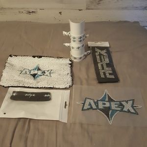 Apex clutch purse, with hair accessories & decal